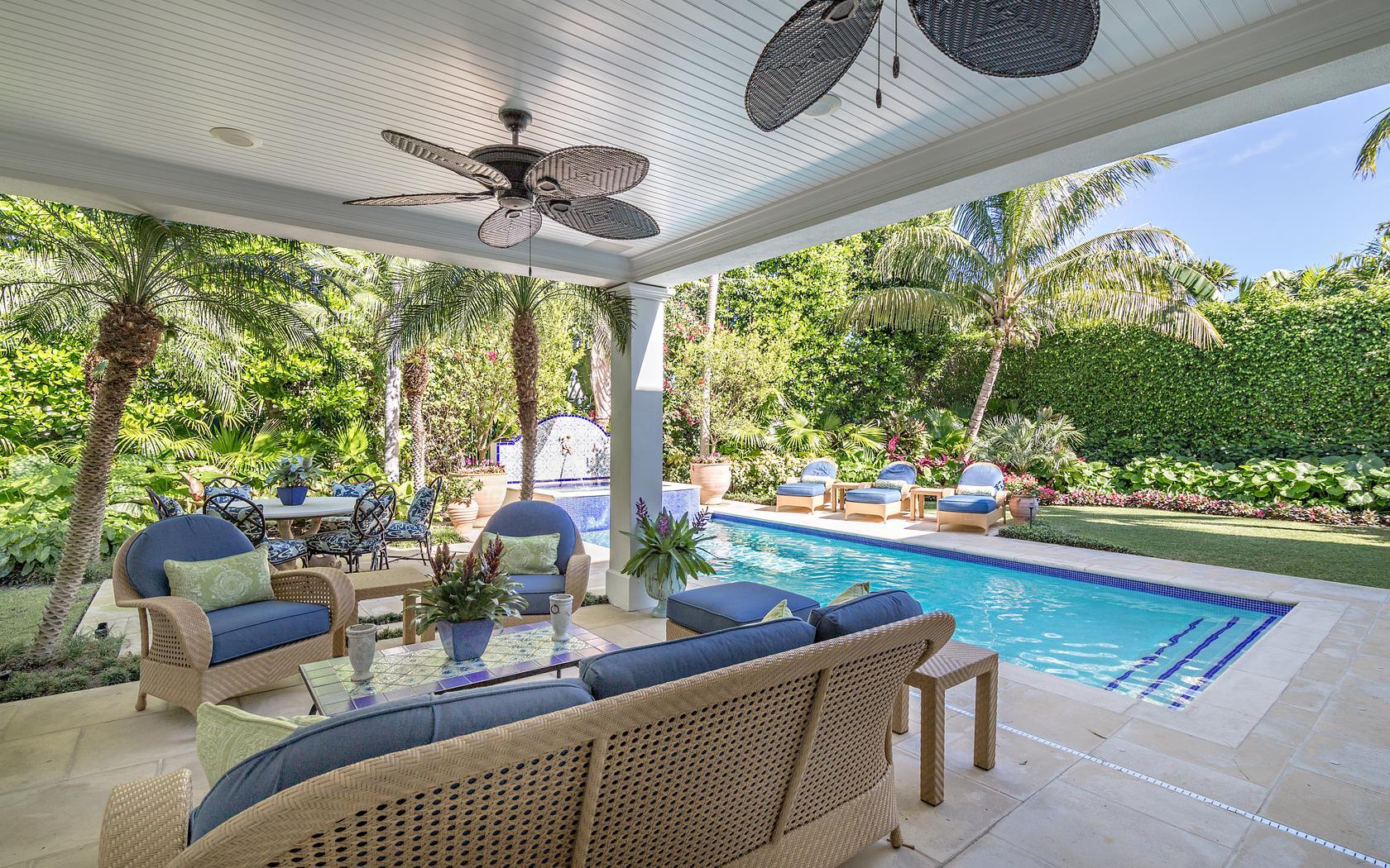 EL ENCANTO - Residential