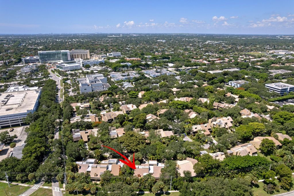 Photo of 793 Saint Albans Drive, Boca Raton, FL 33486 (MLS # B26046134)