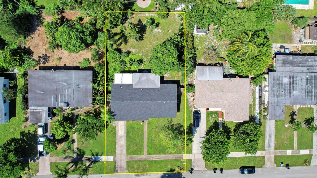 Photo of 427 Australian Circle, Lake Park, FL 33403 (MLS # R11029419)