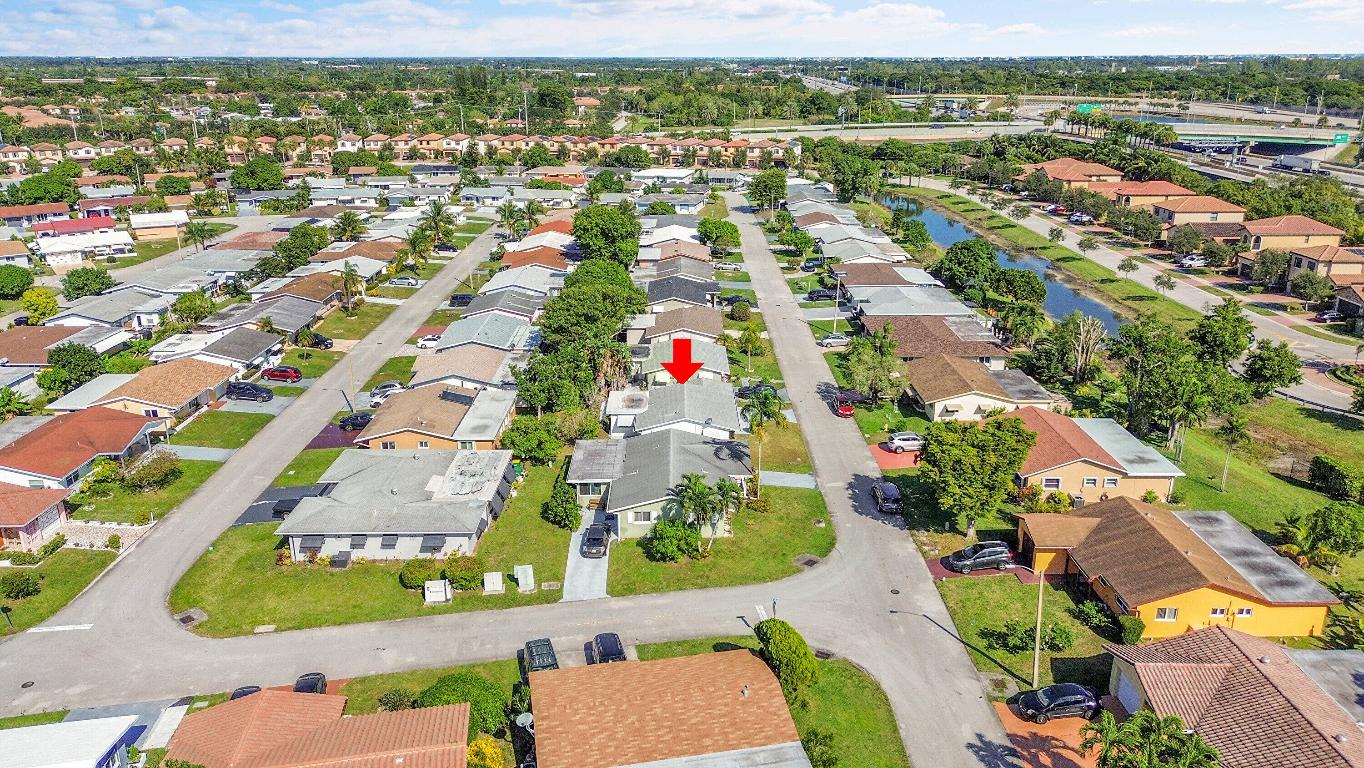 MAINLANDS OF TAMARAC LAKES - Residential