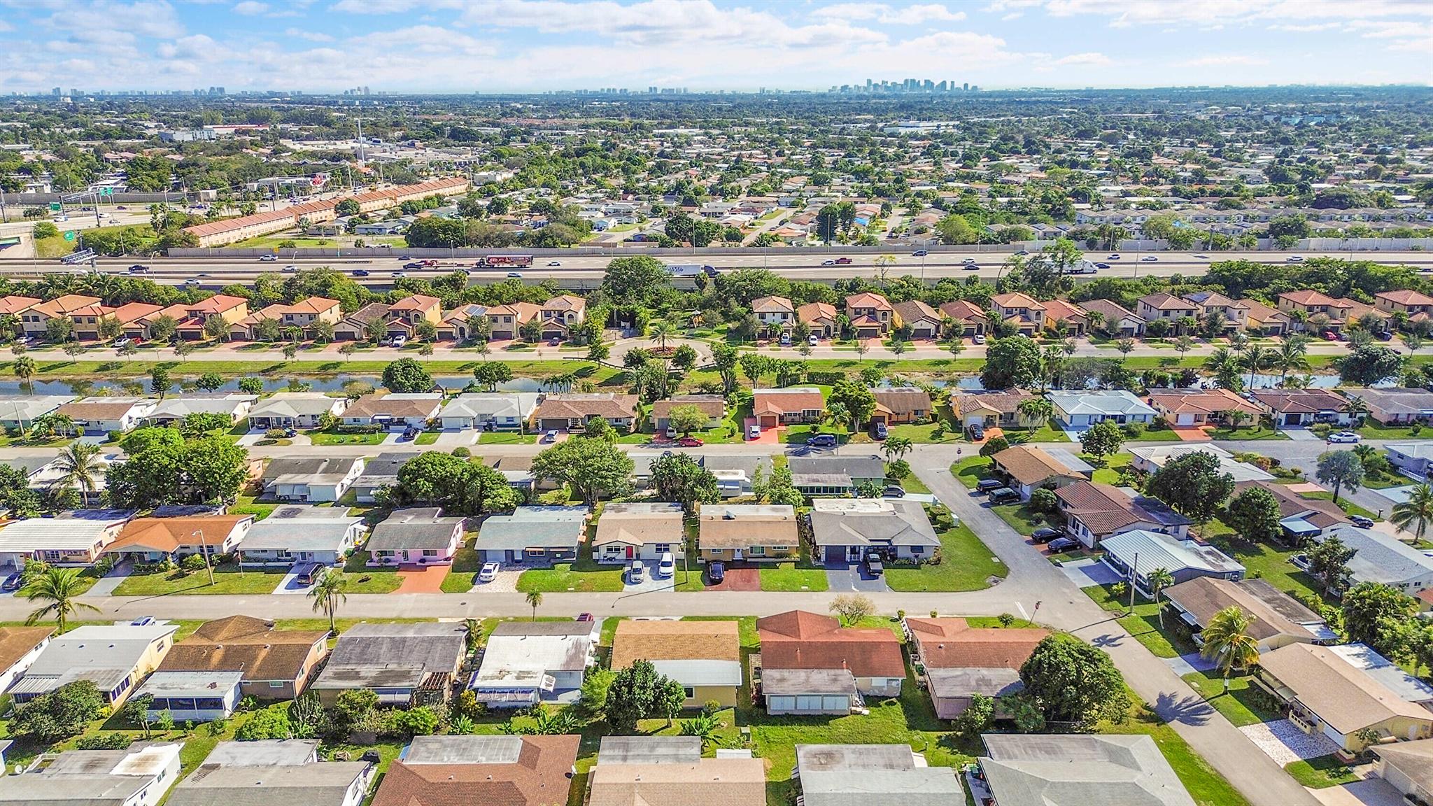 MAINLANDS OF TAMARAC LAKE - Residential