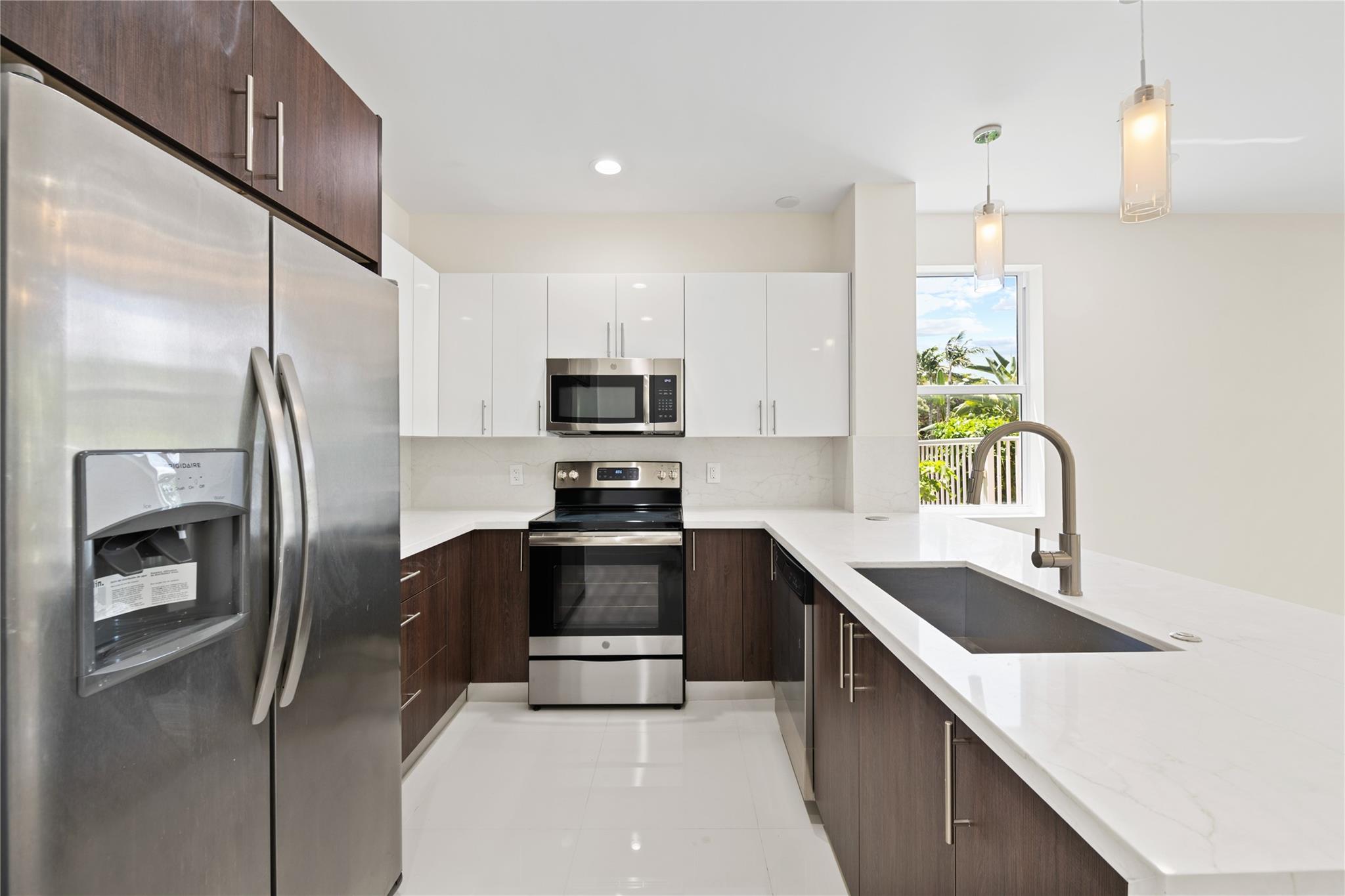 1434 SW 4th Ave 1434