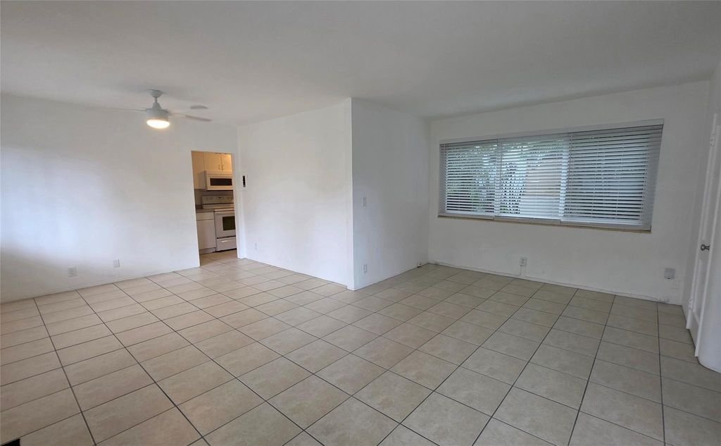 Photo of 611 Ponce De Leon Drive #1, Fort Lauderdale, FL 33316 (MLS # F10521162)