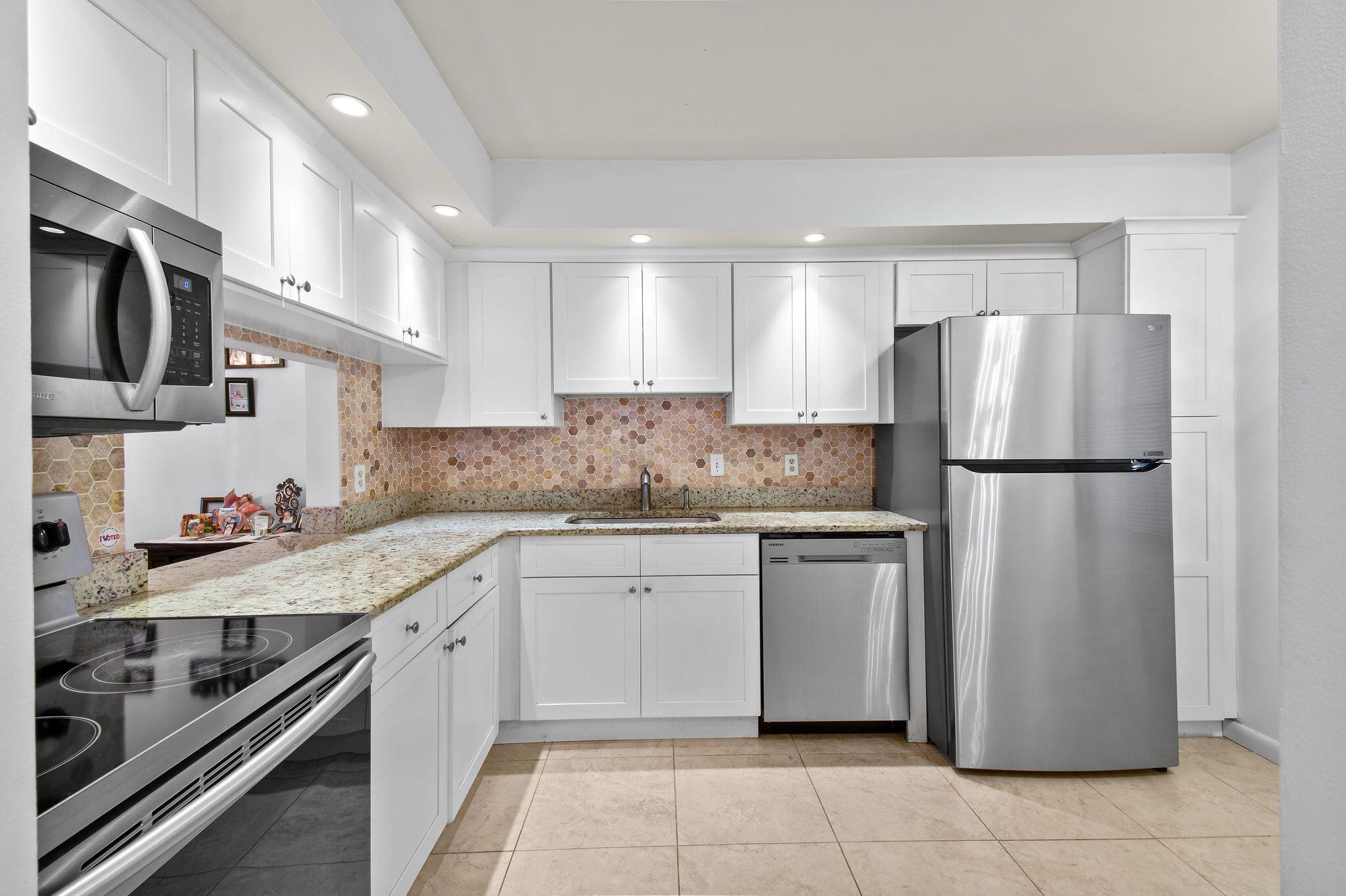 GOLDEN LAKES CONDO - Residential