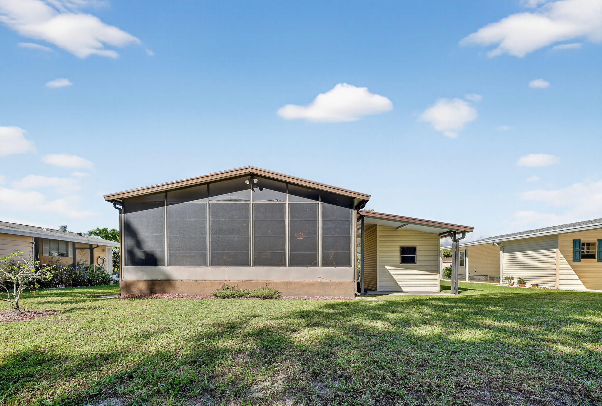 Savanna Club - Residential