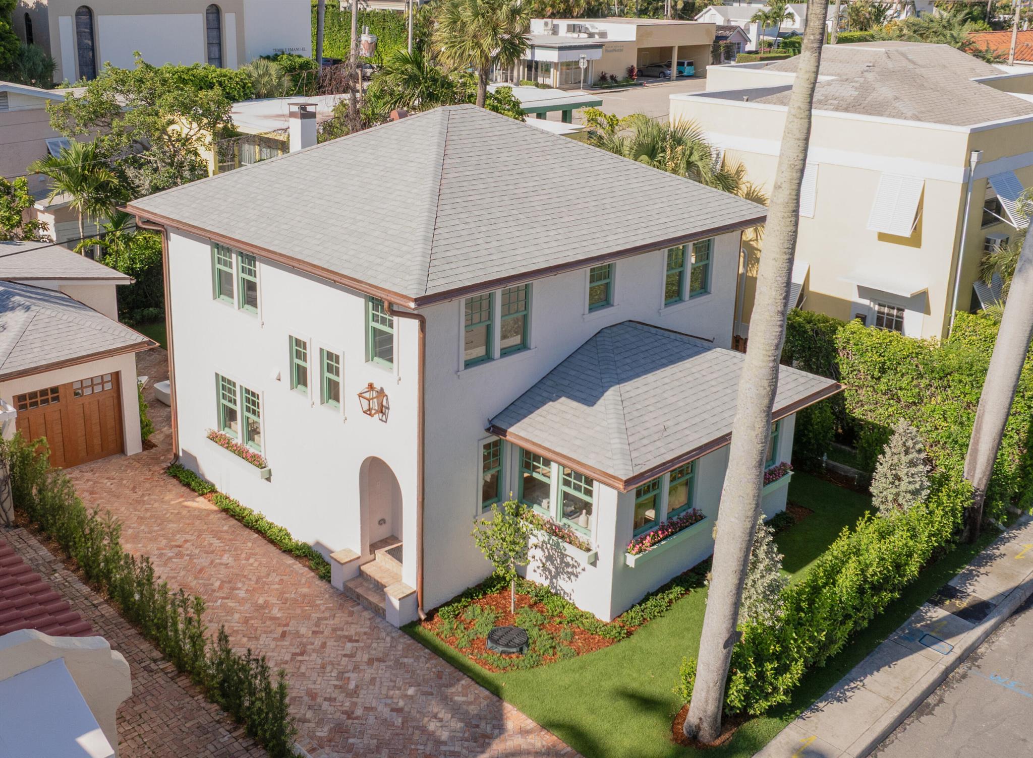 JEANETTE COURT - Residential