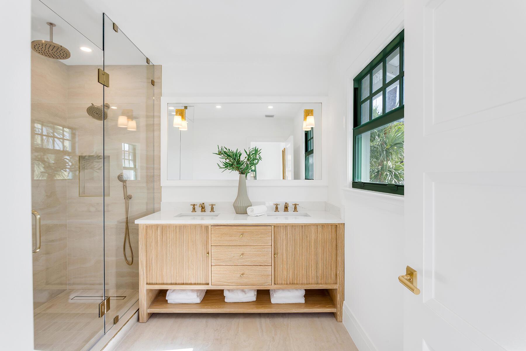 JEANETTE COURT - Residential