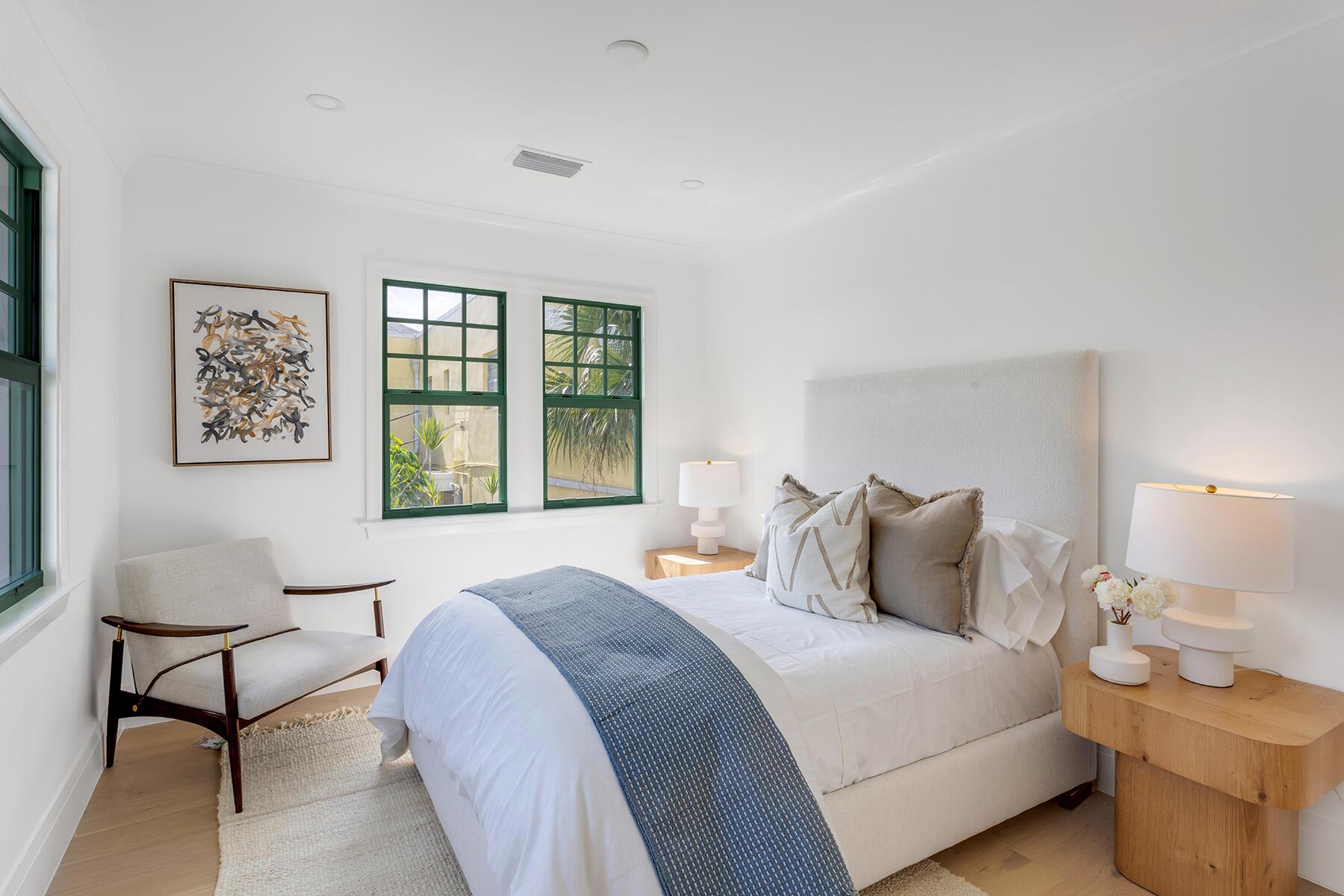 JEANETTE COURT - Residential