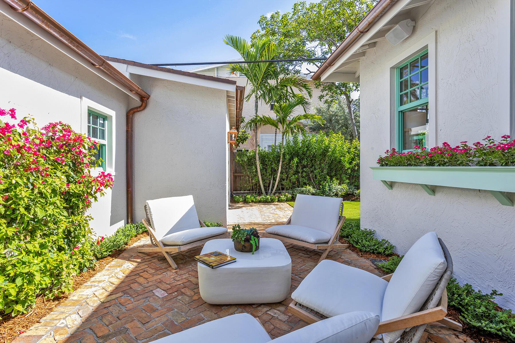 JEANETTE COURT - Residential