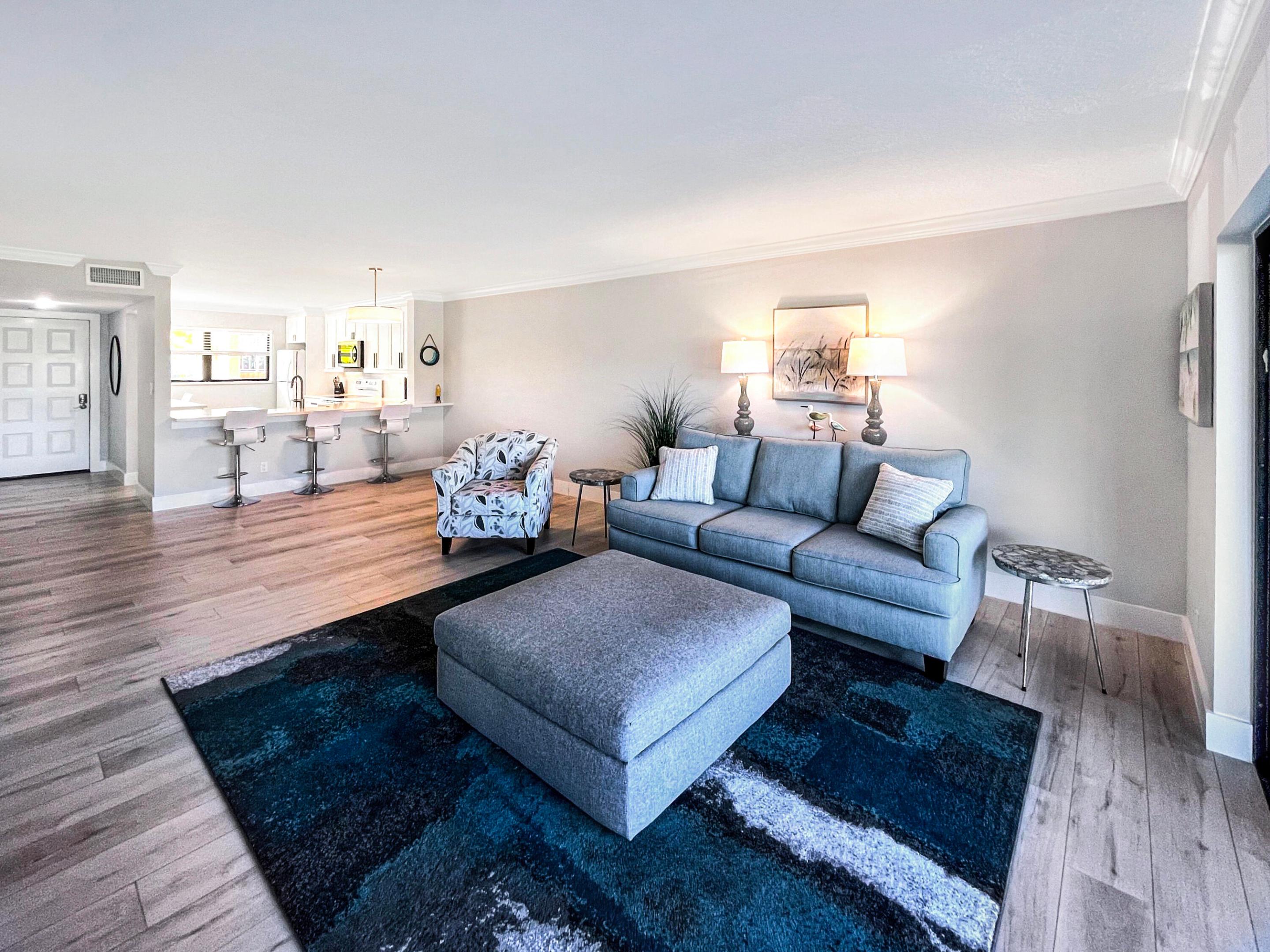 PINEWOOD CONDOS - Residential Lease