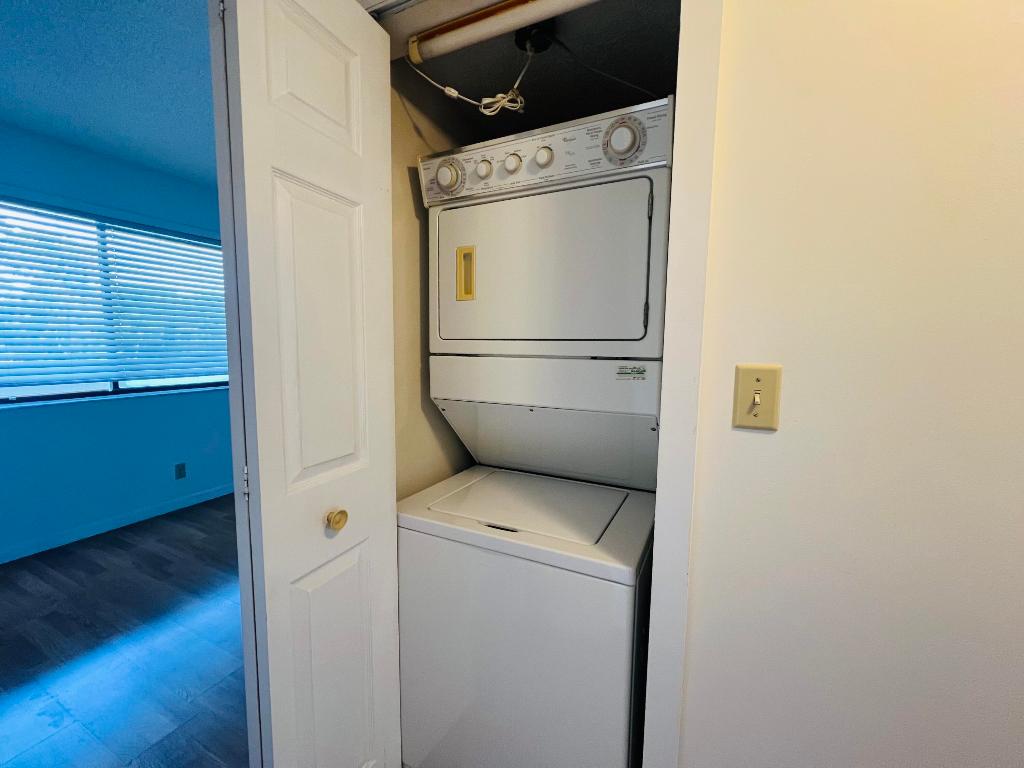 POINCIANA LAKES CONDO - Residential Lease