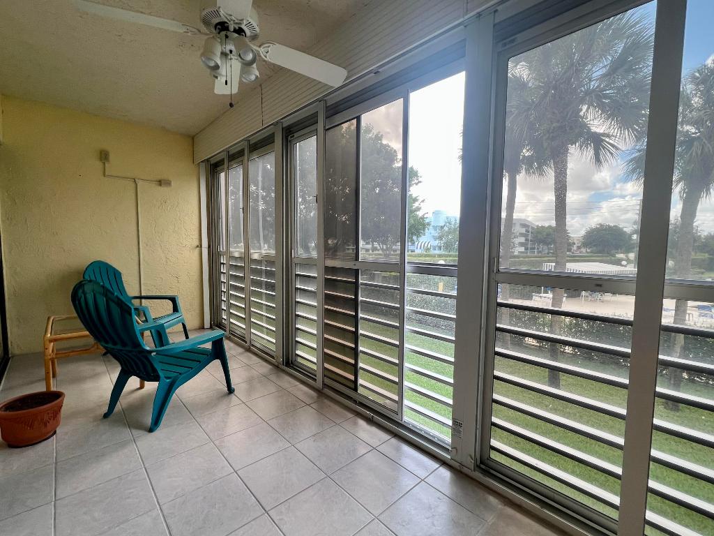 POINCIANA LAKES CONDO - Residential Lease