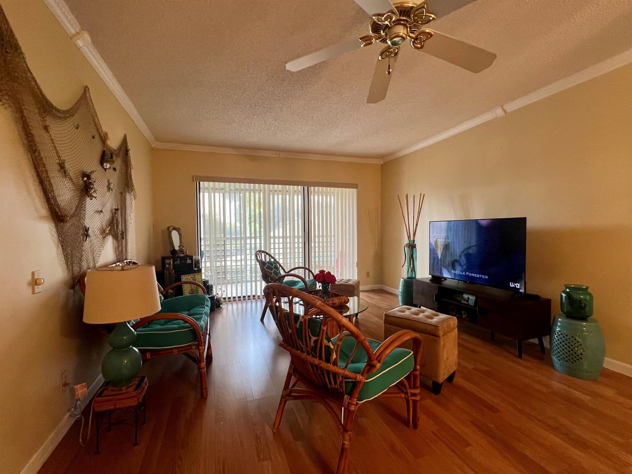 POINCIANA LAKES CONDO - Residential Lease