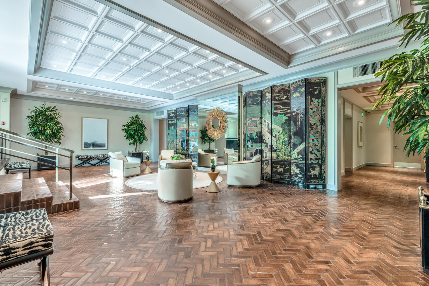 KIRKLAND HOUSE CONDO - Residential