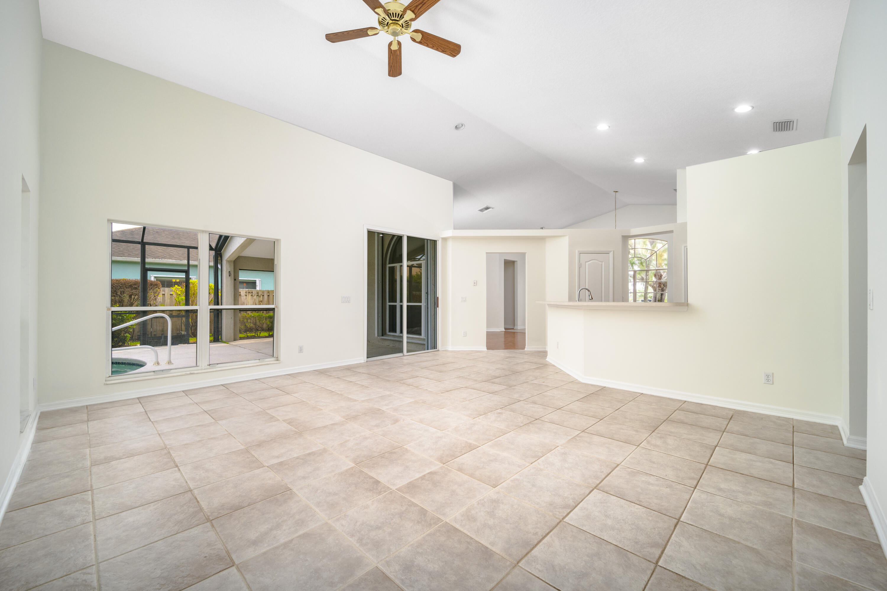 ISLESWORTH - Residential