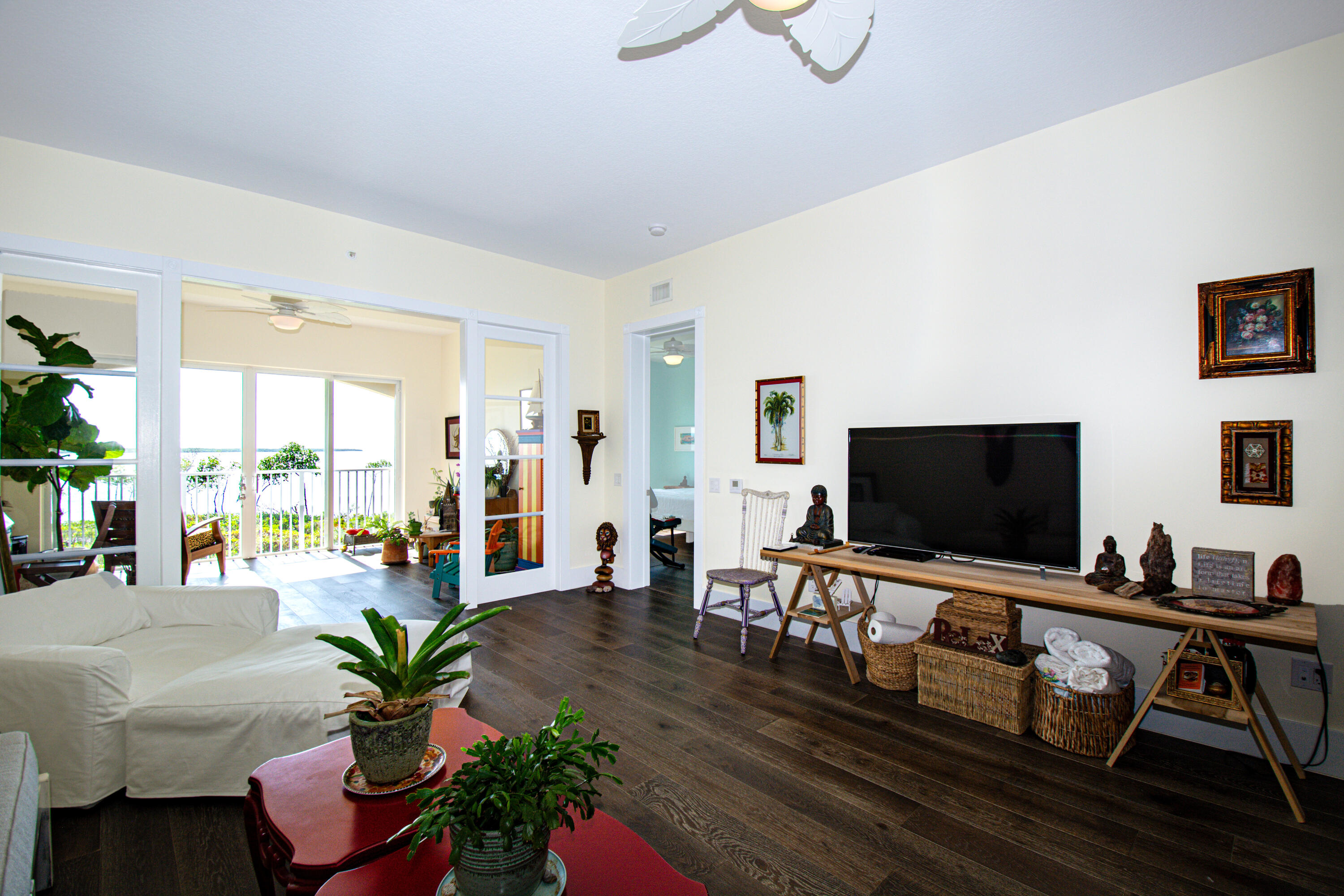 HARBOUR ISLE AT HUTCHINSON ISLAND WEST, A CONDOMIN - Residential