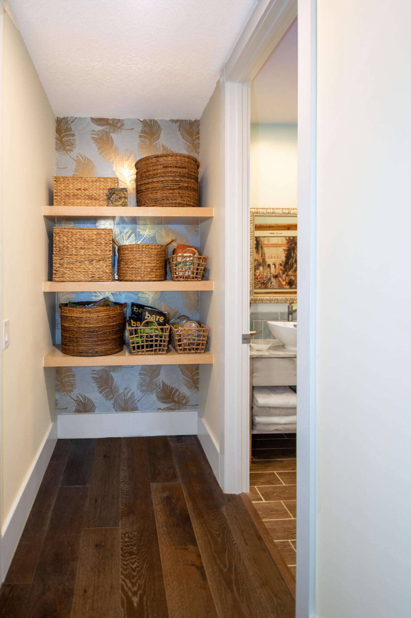 HARBOUR ISLE AT HUTCHINSON ISLAND WEST, A CONDOMIN - Residential