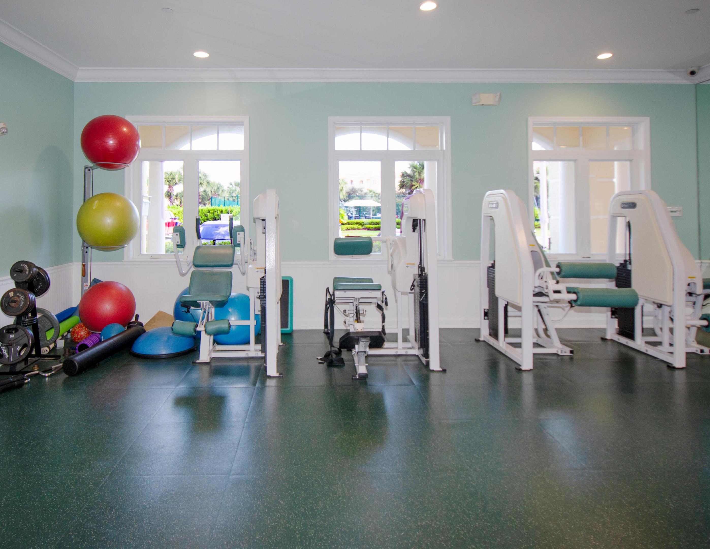 HARBOUR ISLE AT HUTCHINSON ISLAND WEST, A CONDOMIN - Residential