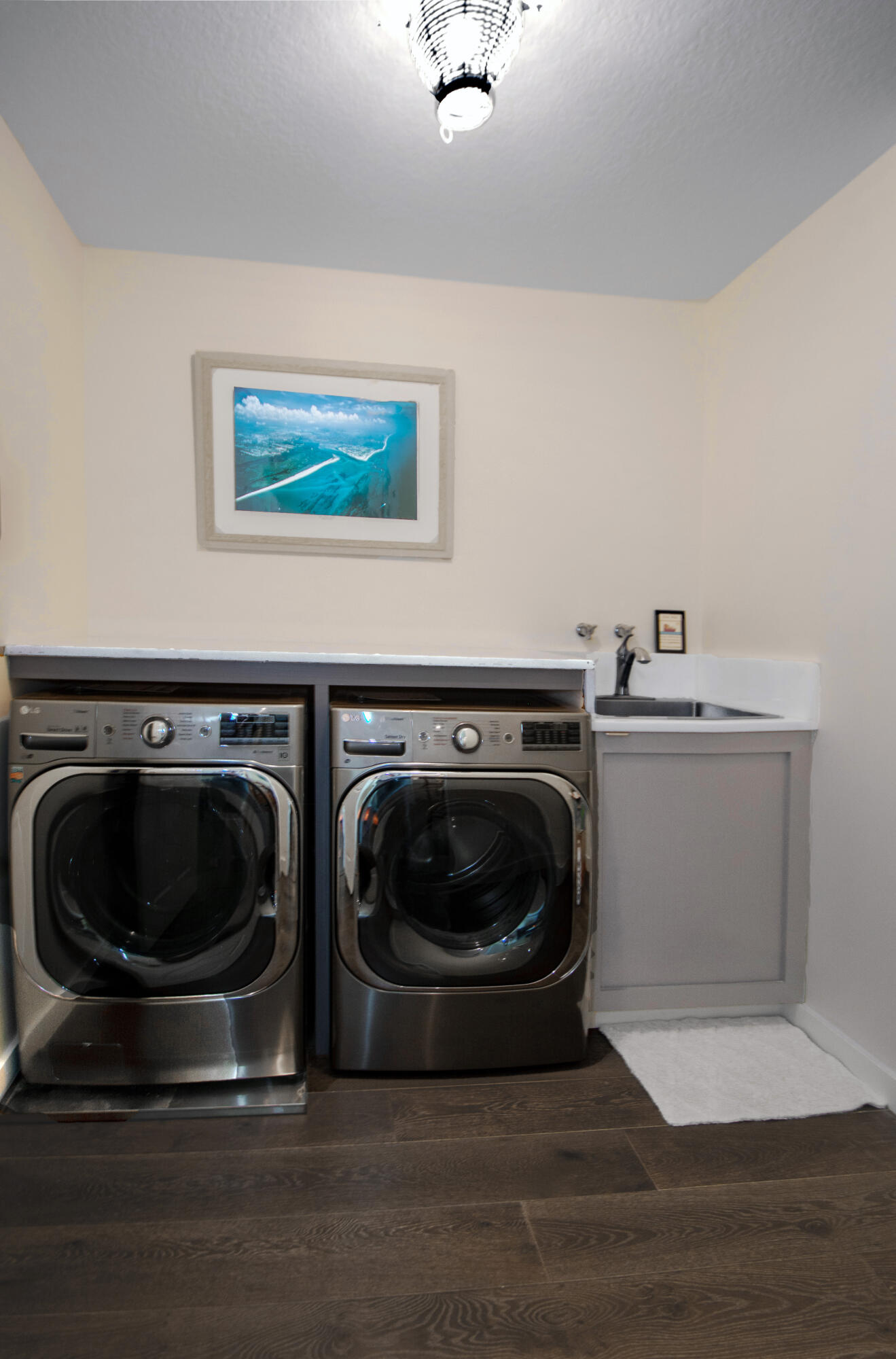 HARBOUR ISLE AT HUTCHINSON ISLAND WEST, A CONDOMIN - Residential