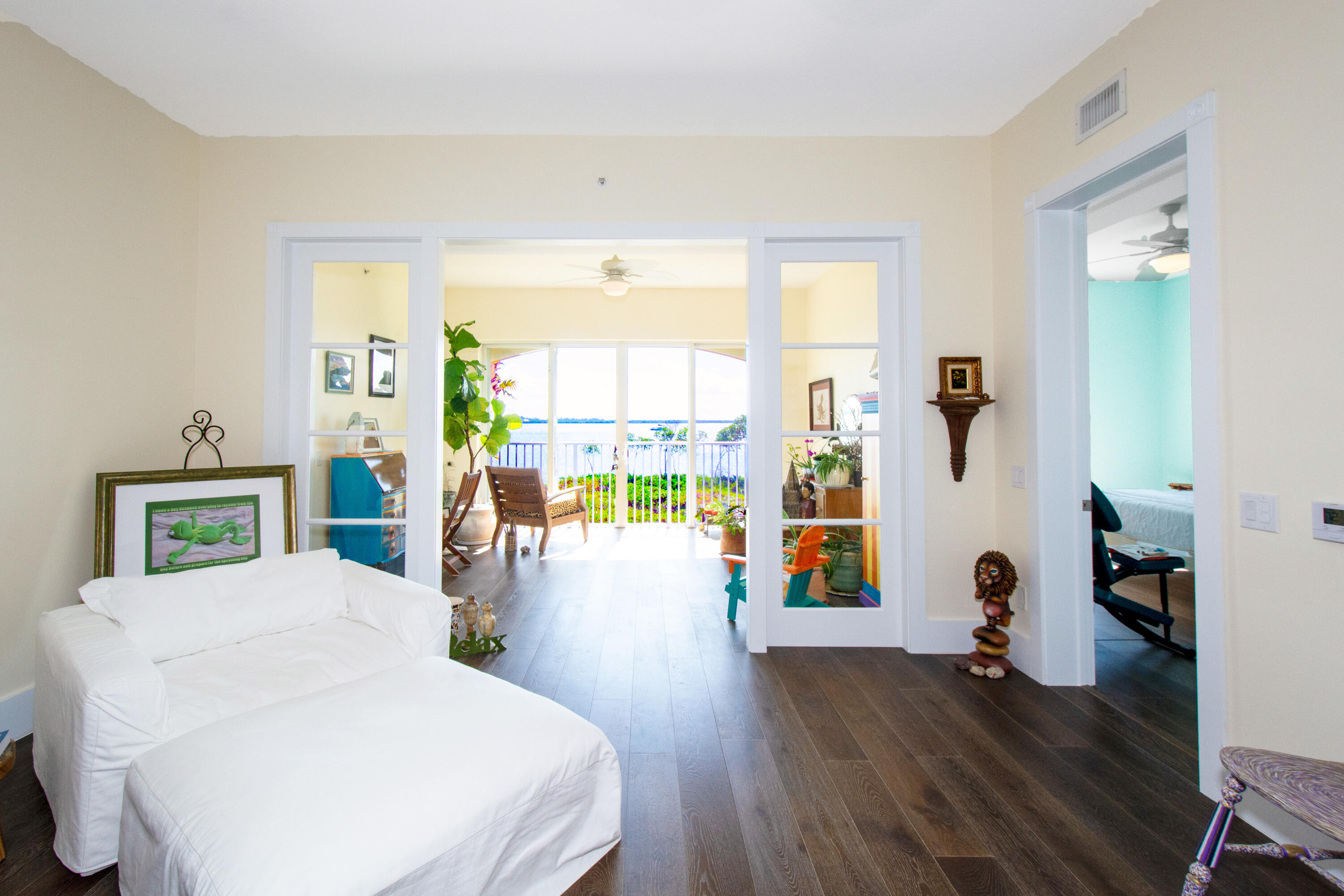 HARBOUR ISLE AT HUTCHINSON ISLAND WEST, A CONDOMIN - Residential