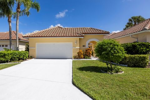 Photo of 1668 Victoria Circle, Vero Beach, FL 32967 (MLS # R11135840) Photo of 1668 Victoria Circle, Vero Beach, FL 32967 (MLS # R11135840)