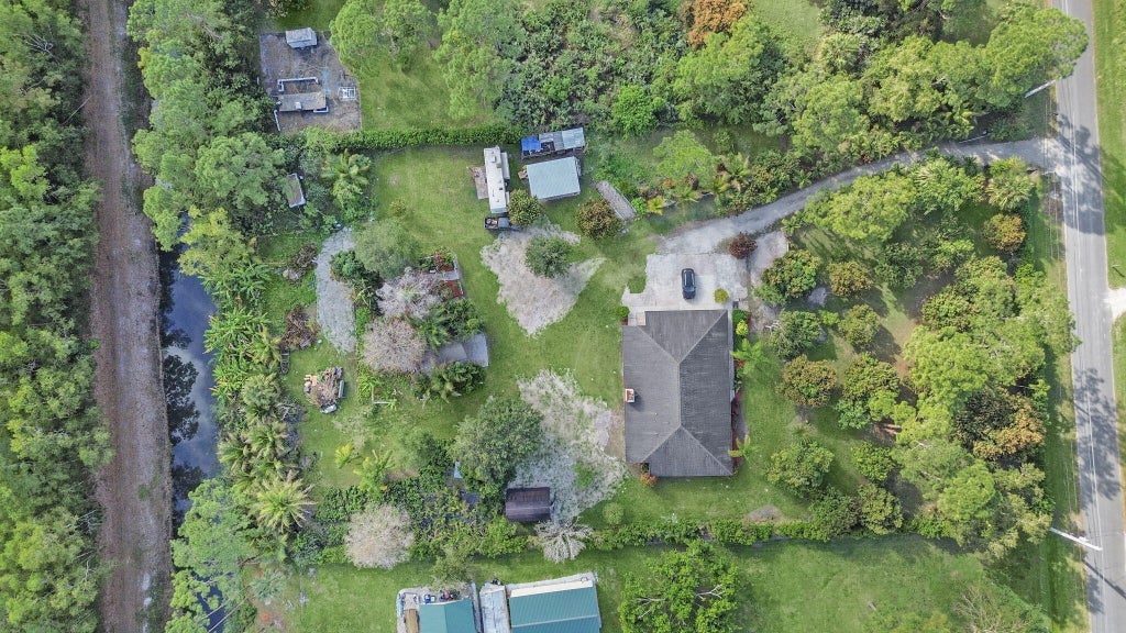 Photo of 13394 N 150th Court N, Jupiter, FL 33478 (MLS # R11054479)