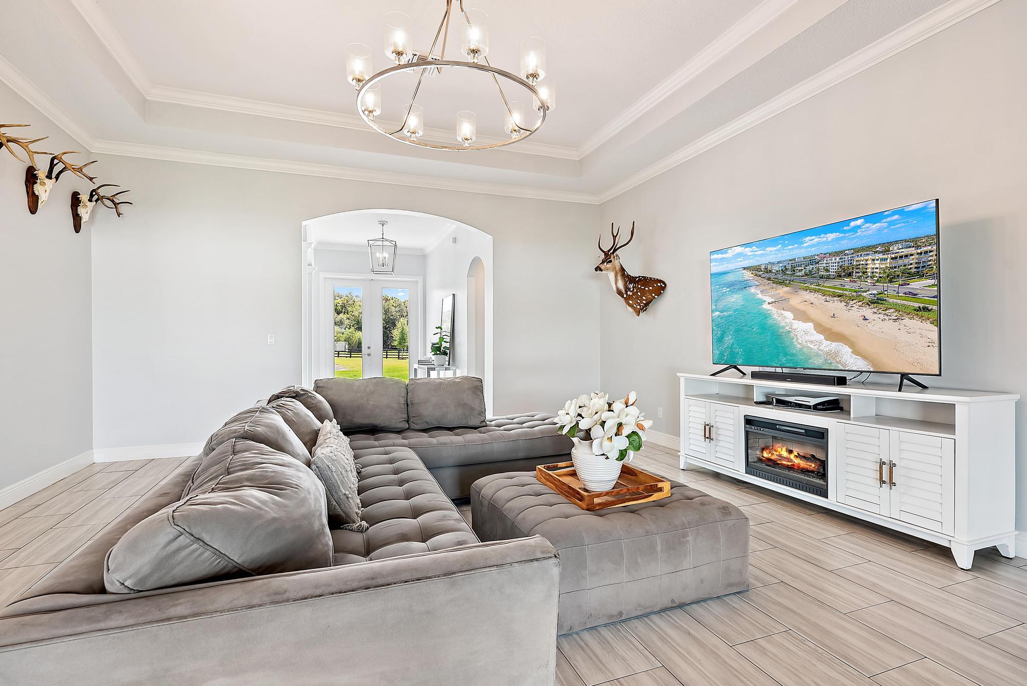 BRIDLEWOOD RANCHES - Residential