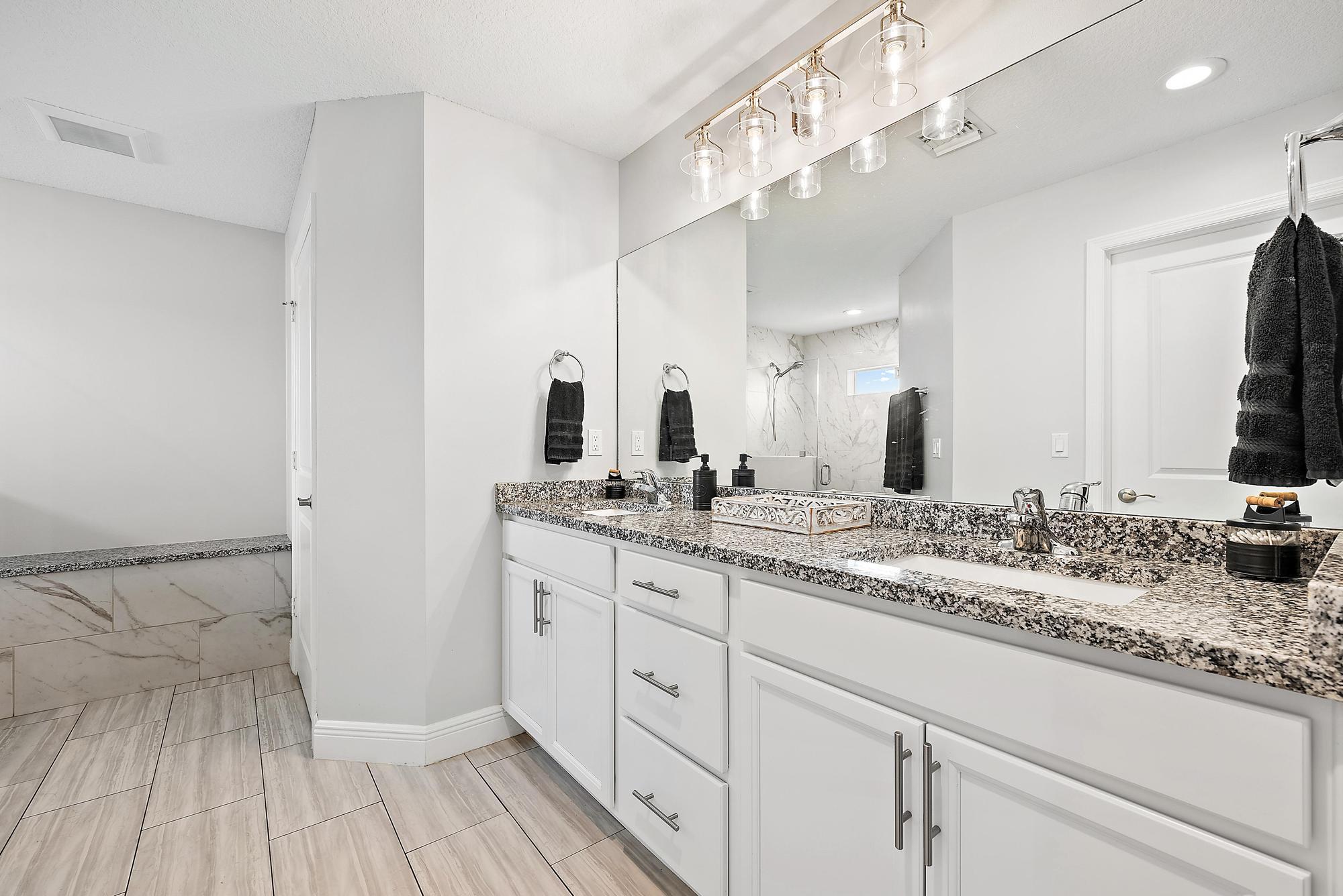 BRIDLEWOOD RANCHES - Residential