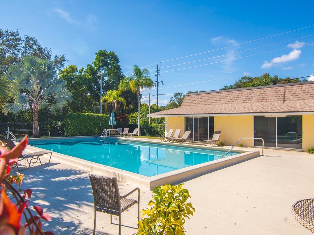 TROPIC GROVES CONDO - Residential