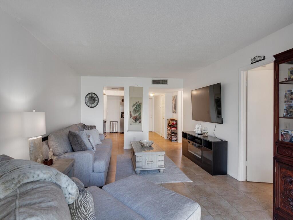 TROPIC GROVES CONDO - Residential