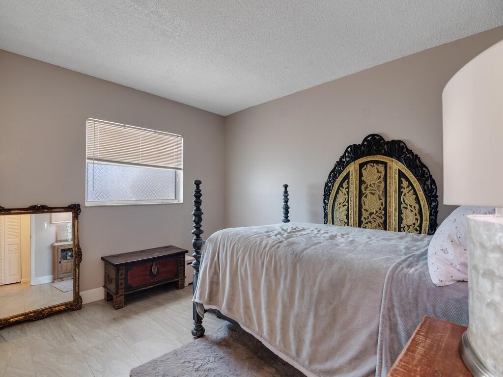 TROPIC GROVES CONDO - Residential