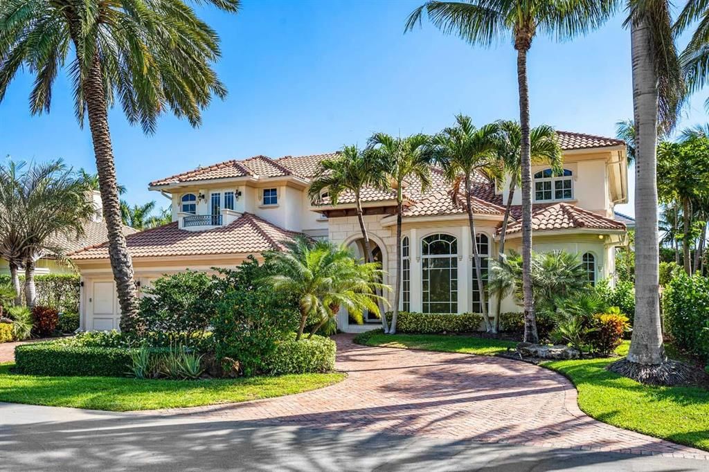 Photo of 2362 W Maya Palm Drive, Boca Raton, FL 33432 (MLS # R10702727)