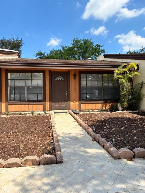 Property photo of 2301 Buttonwood Avenue, Pembroke Pines, FL 33026