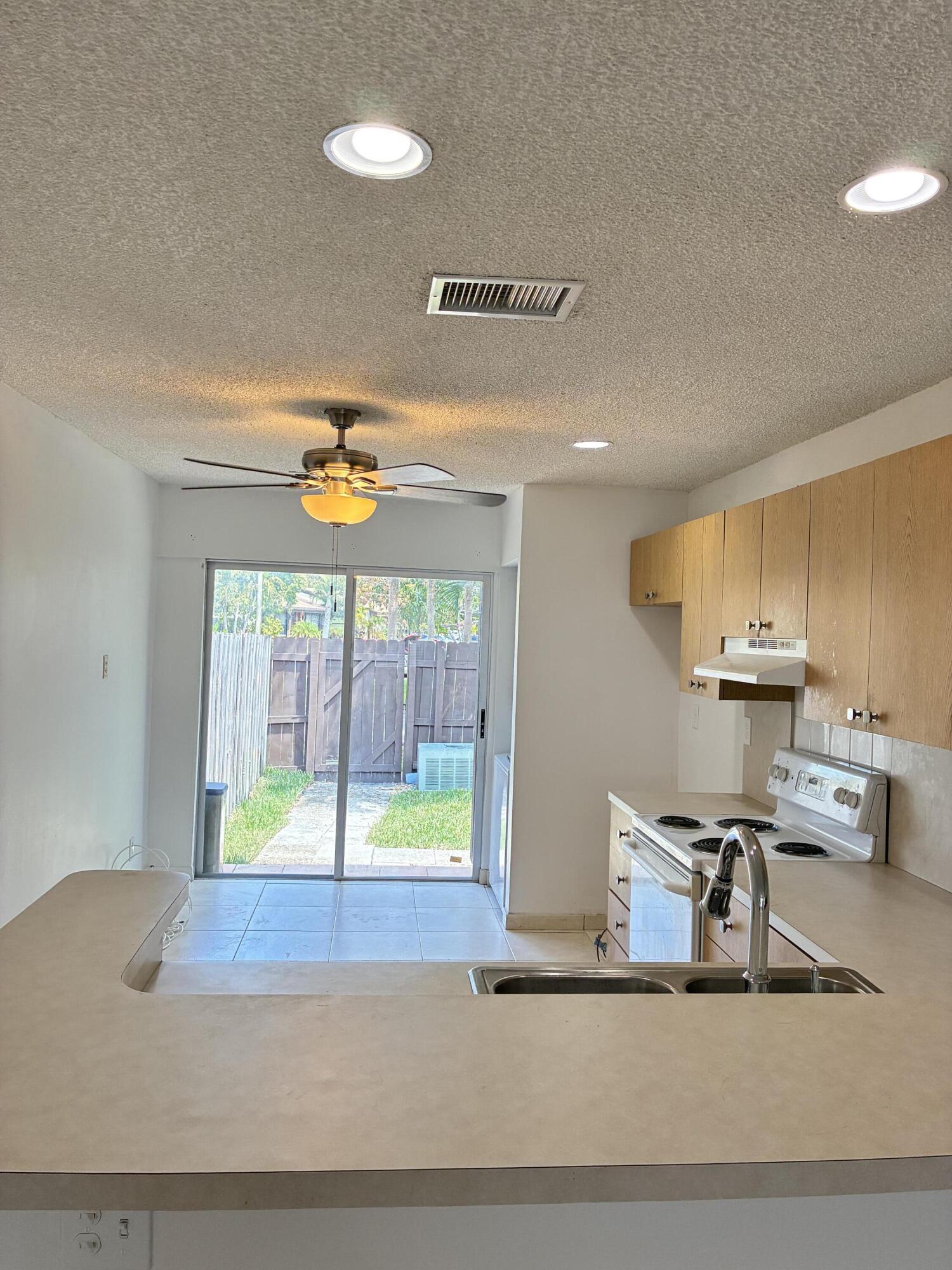 EVERGLADES SUGAR & LAND CO - Residential