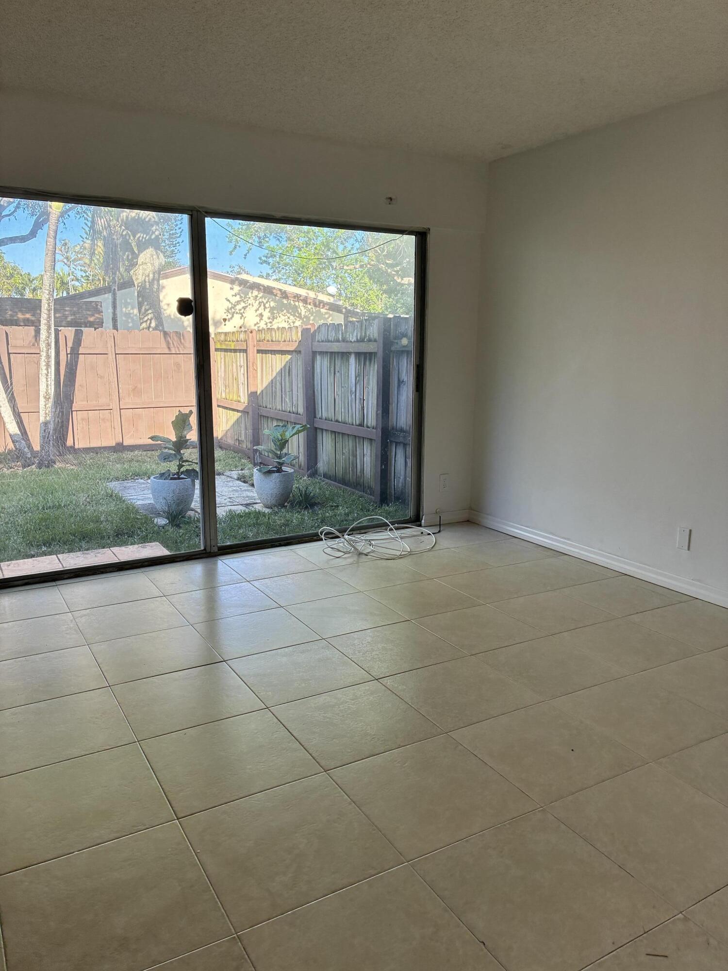 EVERGLADES SUGAR & LAND CO - Residential