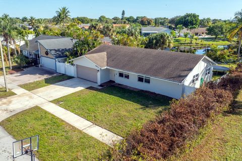 A home in Deerfield Beach