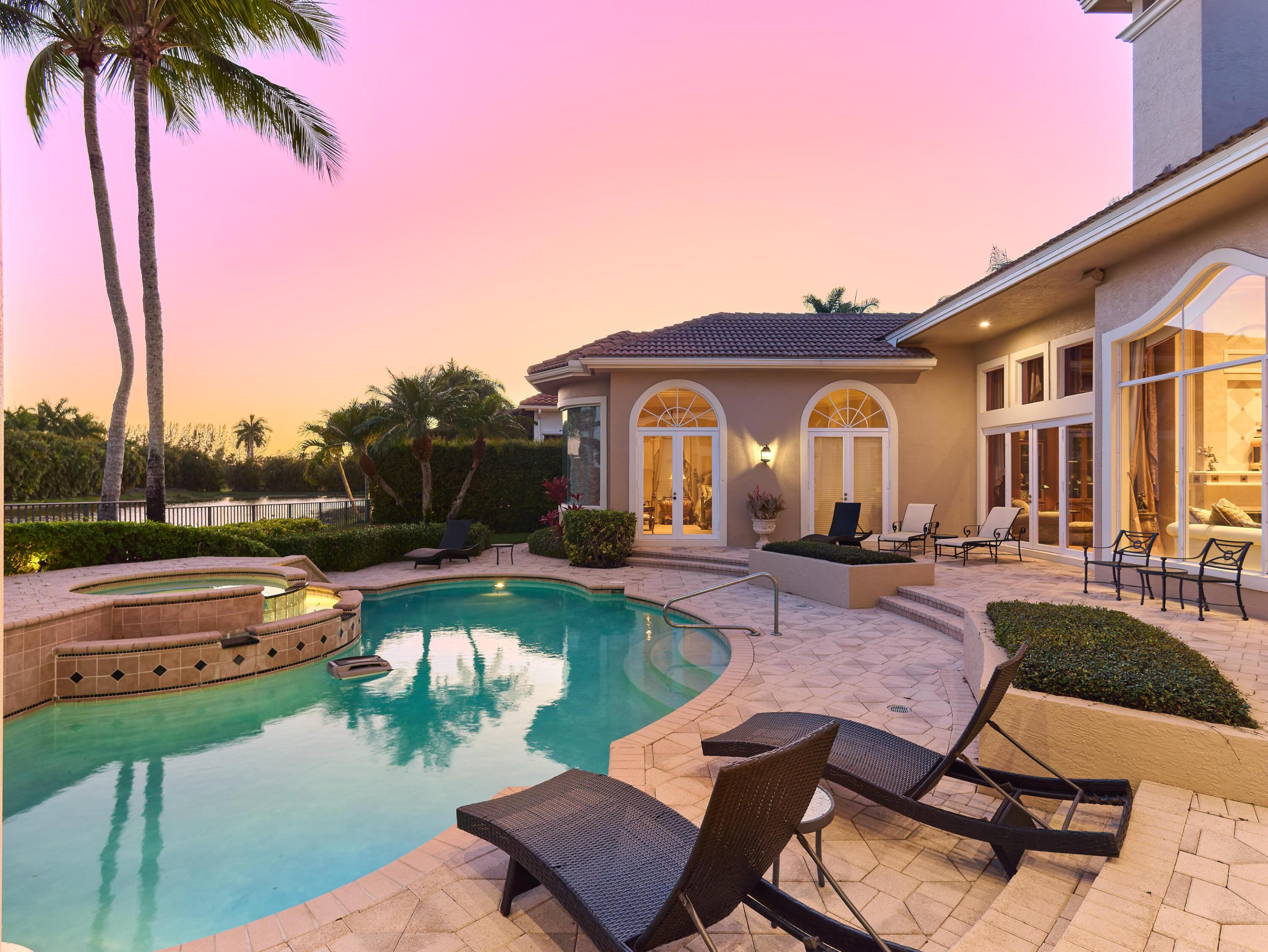 7536 Hawks Landing Drive