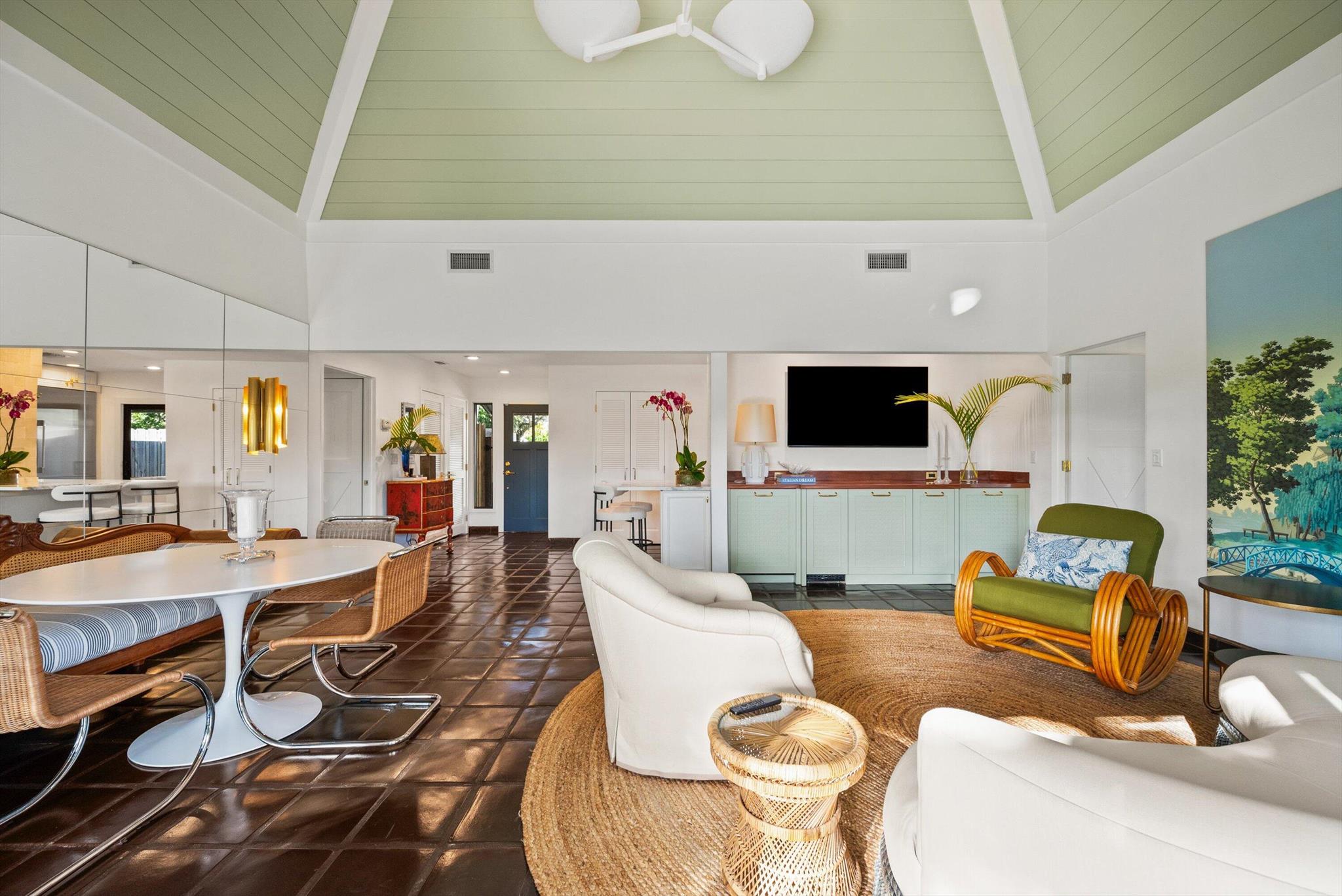 GOLF AND TENNIS VILLAGE P - Residential