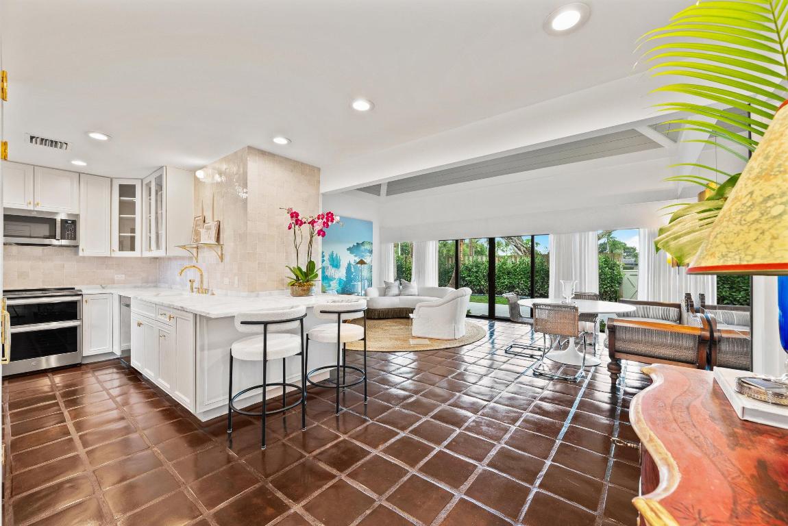 11794 Wimbledon Circle