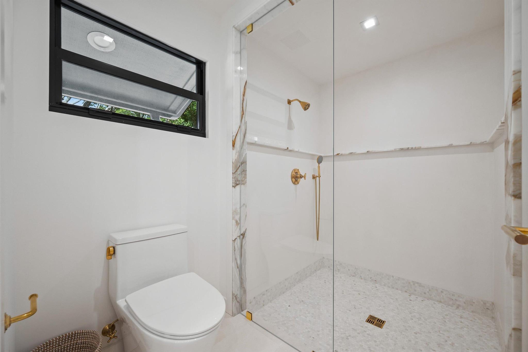 GOLF AND TENNIS VILLAGE P - Residential