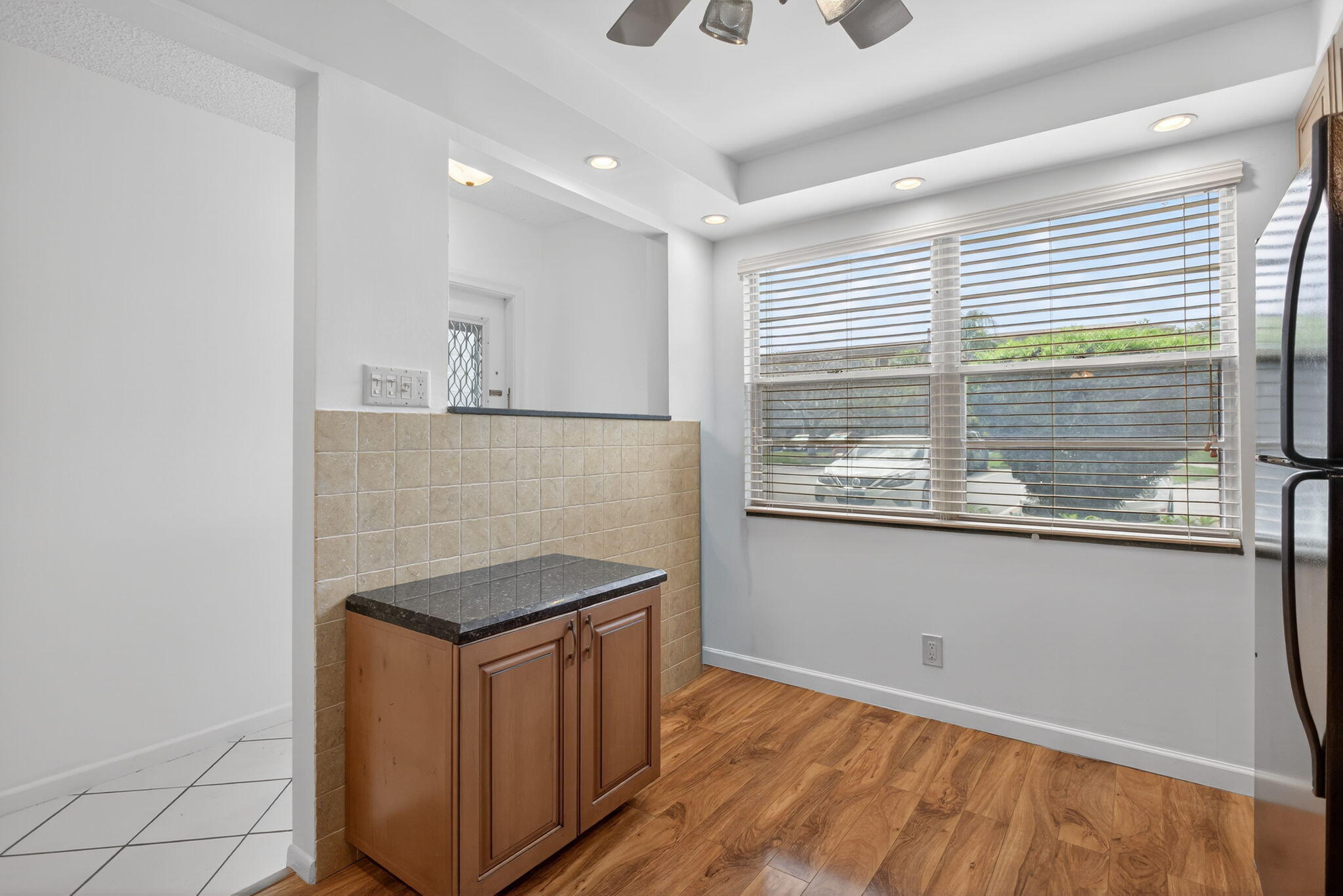 LUCAYA VILLAGE 2-B CONDO - Residential