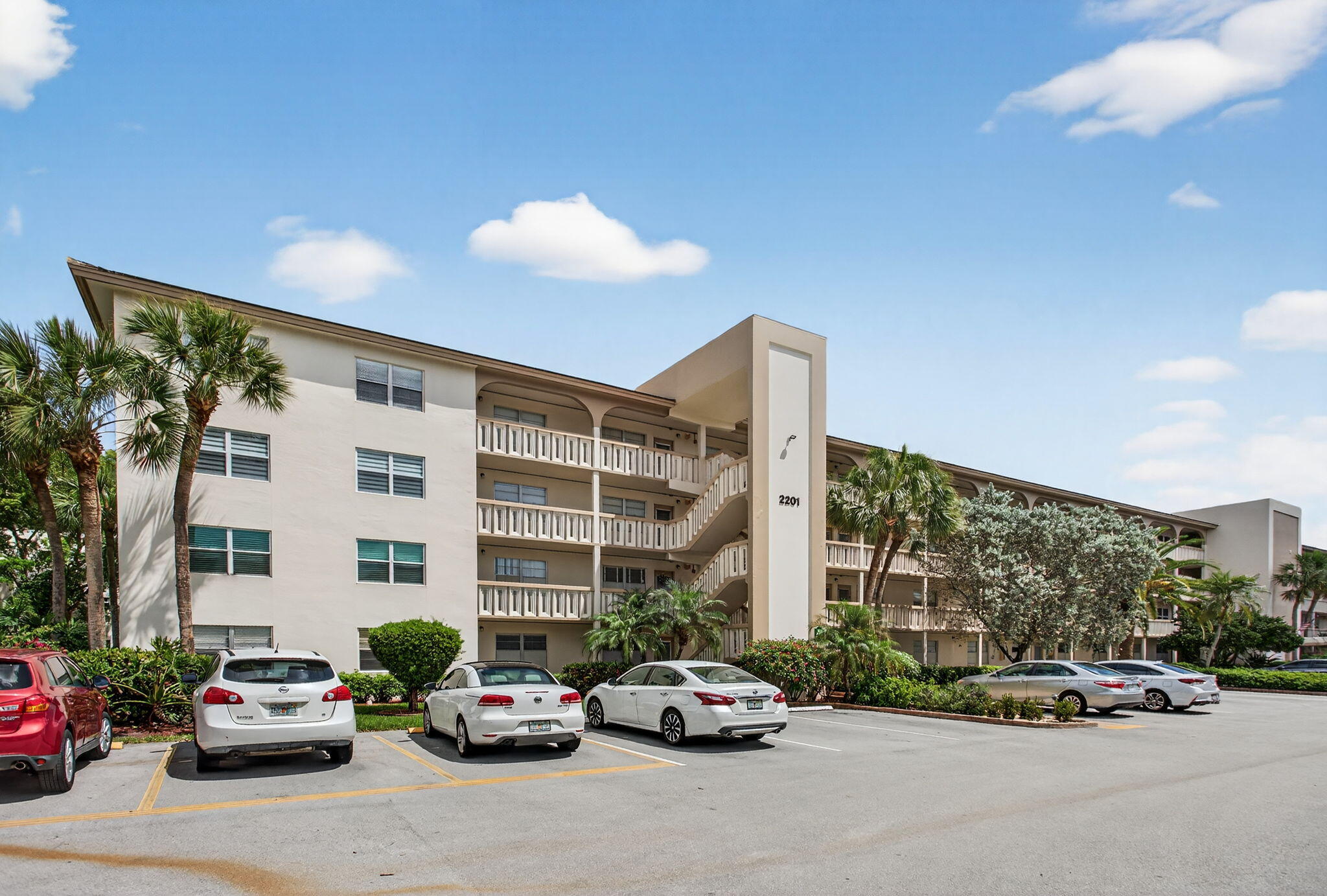 LUCAYA VILLAGE 2-B CONDO - Residential