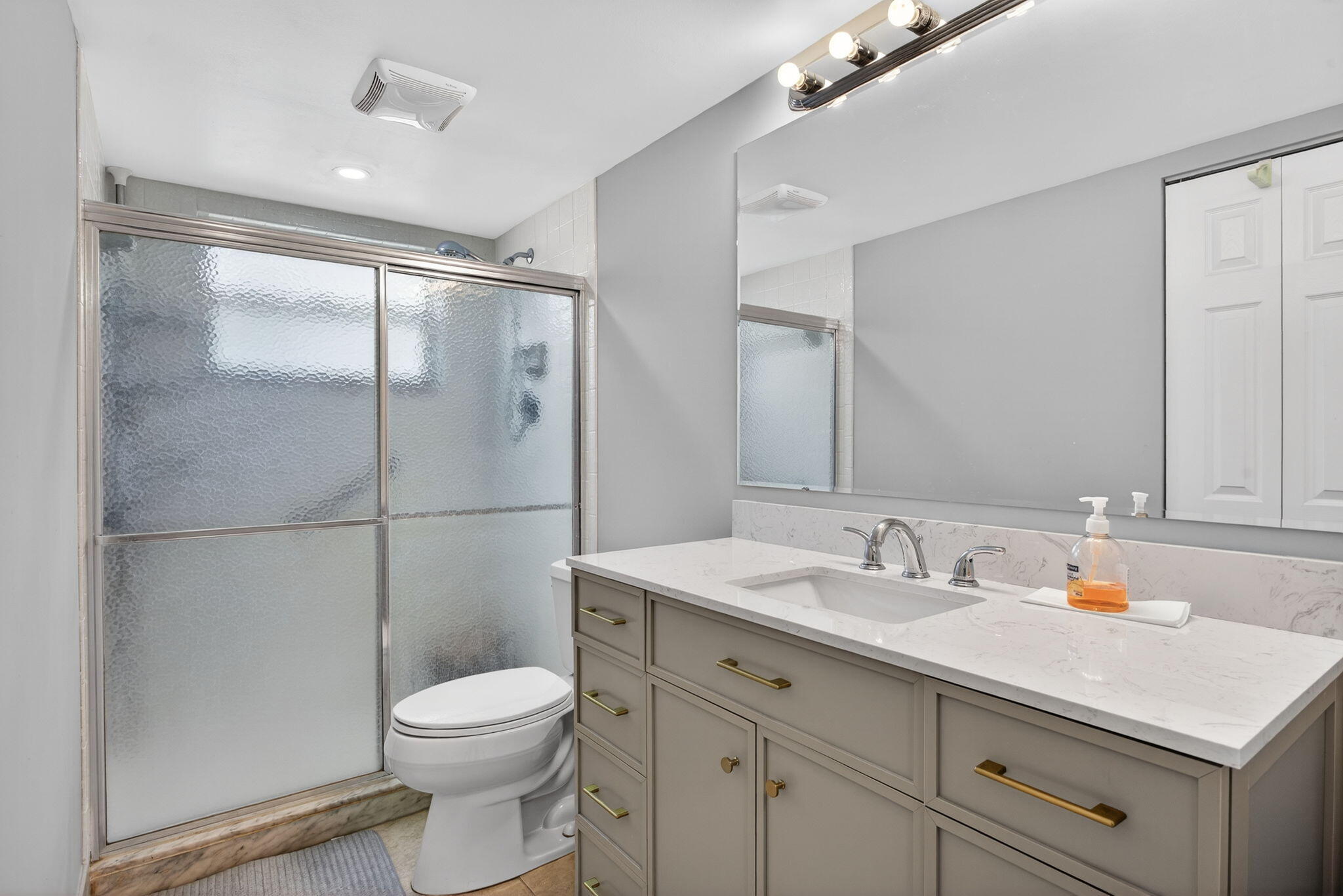 LUCAYA VILLAGE 2-B CONDO - Residential