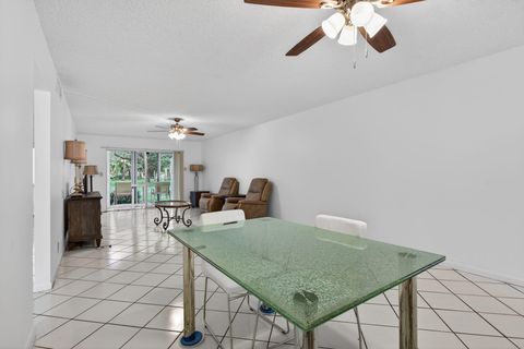 Tiny photo for 2201 Lucaya Bend #A1, Coconut Creek, FL 33066 (MLS # B26011023)