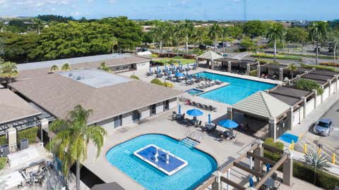 Tiny photo for 2201 Lucaya Bend #A1, Coconut Creek, FL 33066 (MLS # B26011023)