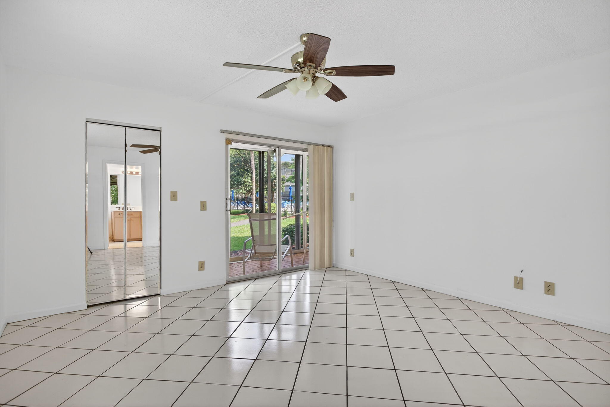 LUCAYA VILLAGE 2-B CONDO - Residential