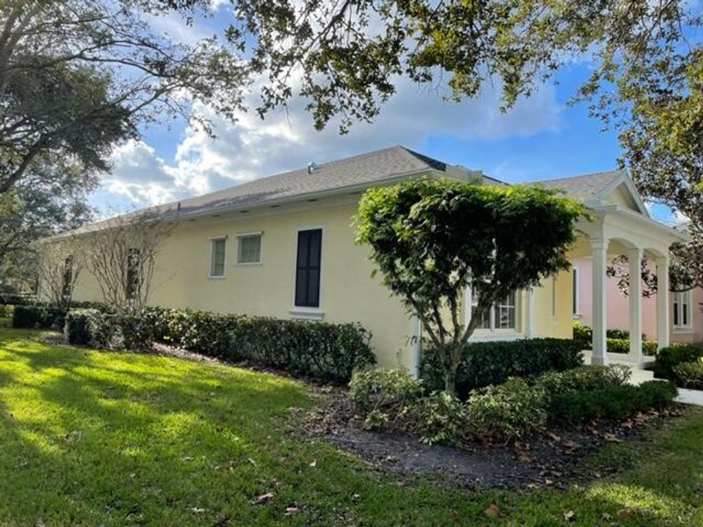 Photo of 180 Paradise Circle, Jupiter, FL 33458 (MLS # R11152274)