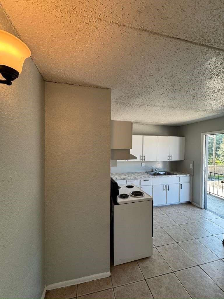 JACKSONVILLE - Residential Lease