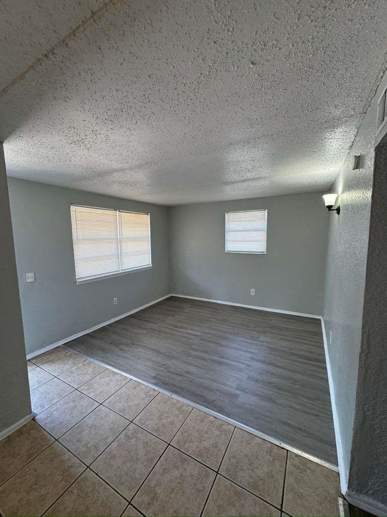 JACKSONVILLE - Residential Lease