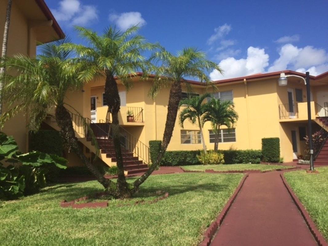 Sky Lake Gardens Condo 02 - Residential Lease